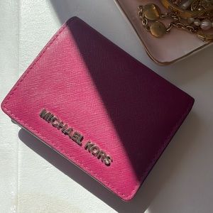 Michael kors wine wallet